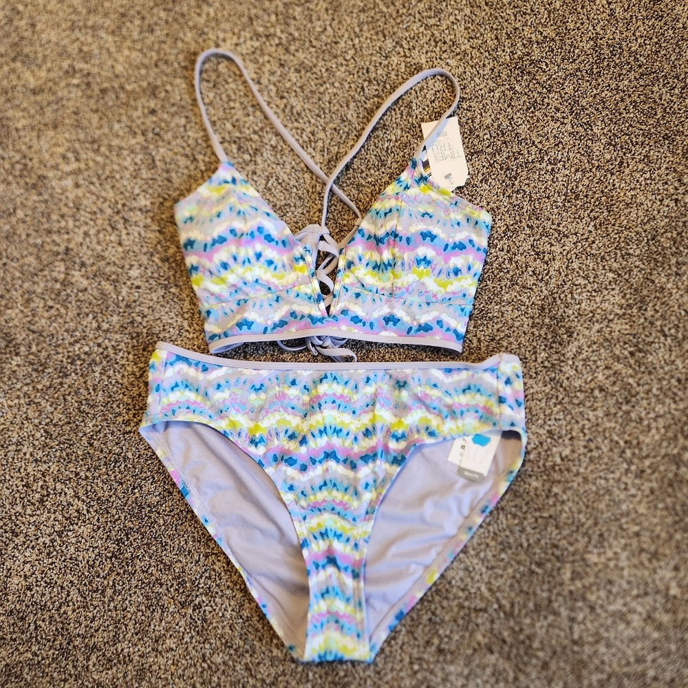 NWT Time And Tru 2 Piece Bikini Size M 8/10 Rainbow Stripe Vacay Beach Resort